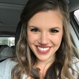 Meet your Posher, Devyn